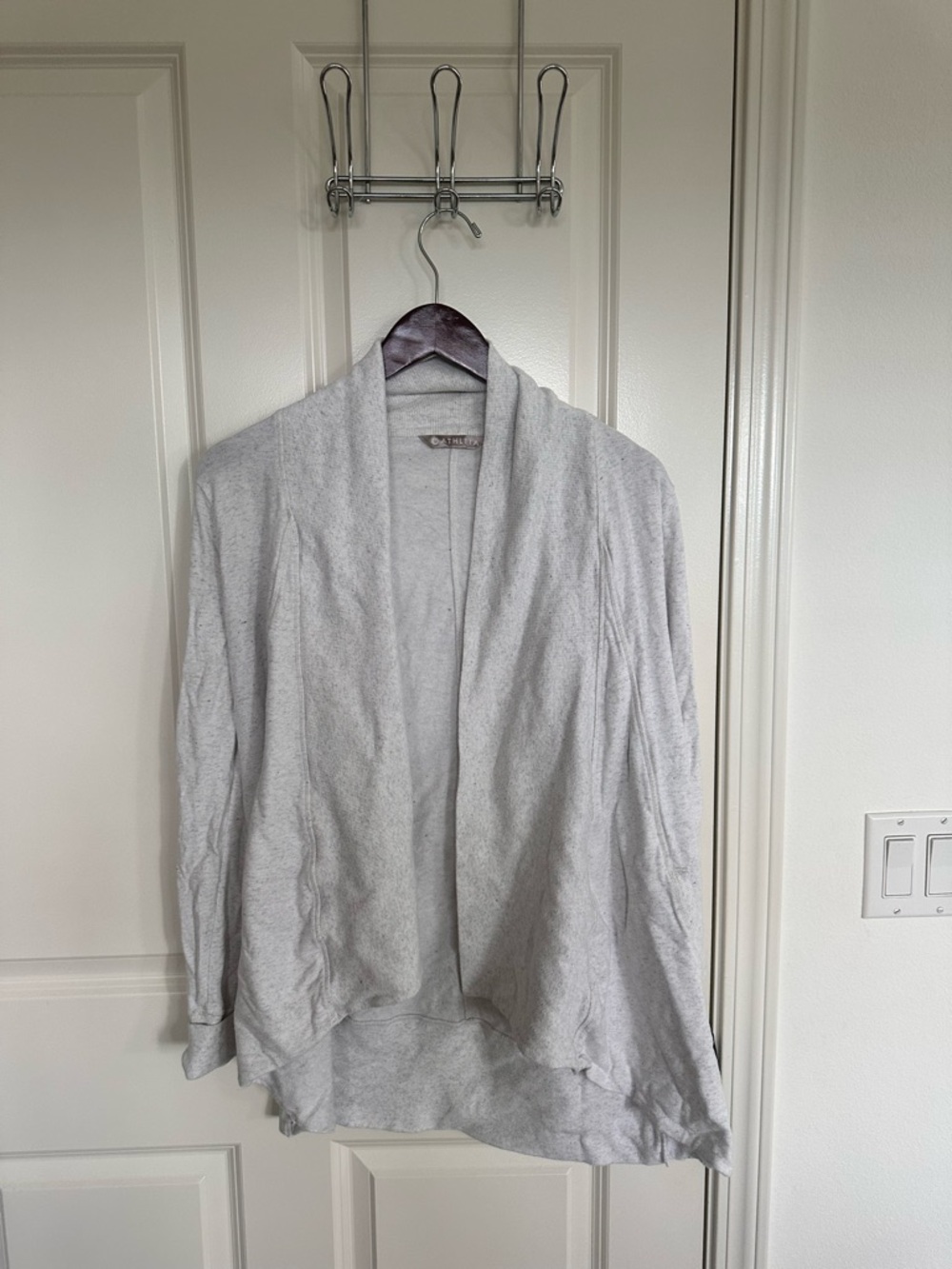 Athlete cardigan